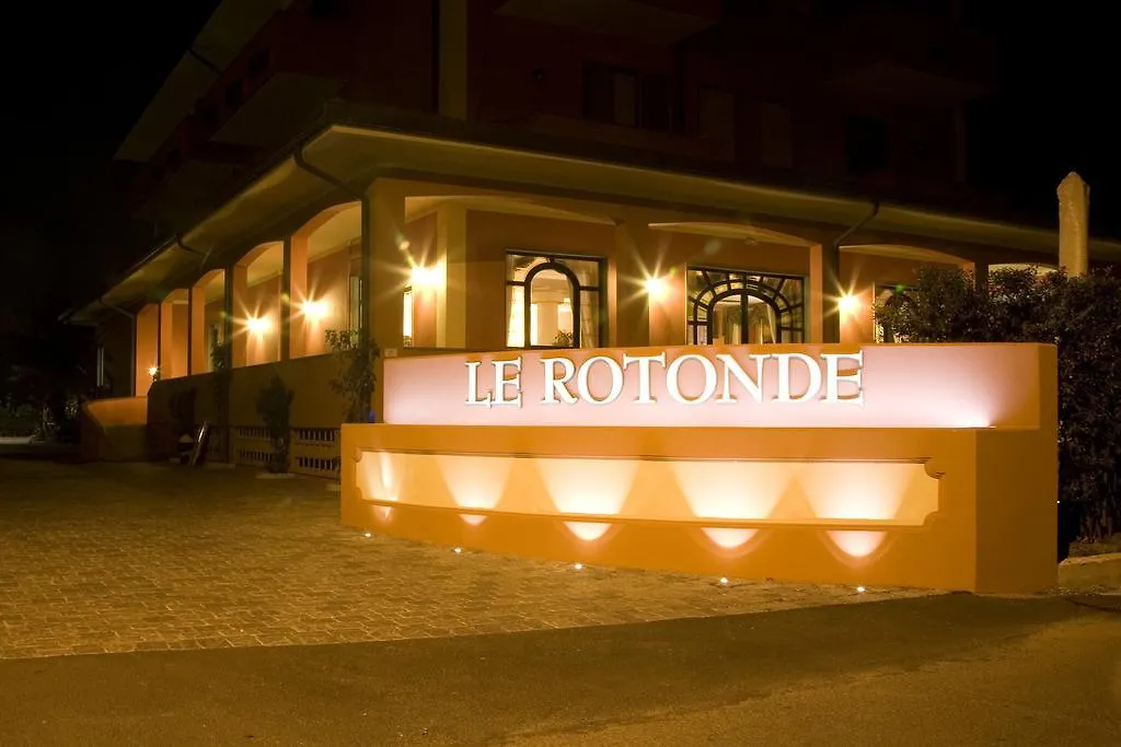 Hotel Le Rotonde Massaciuccoli