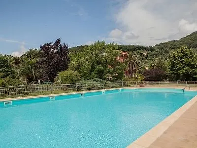 Hotel Le Rotonde Massaciuccoli 3*,