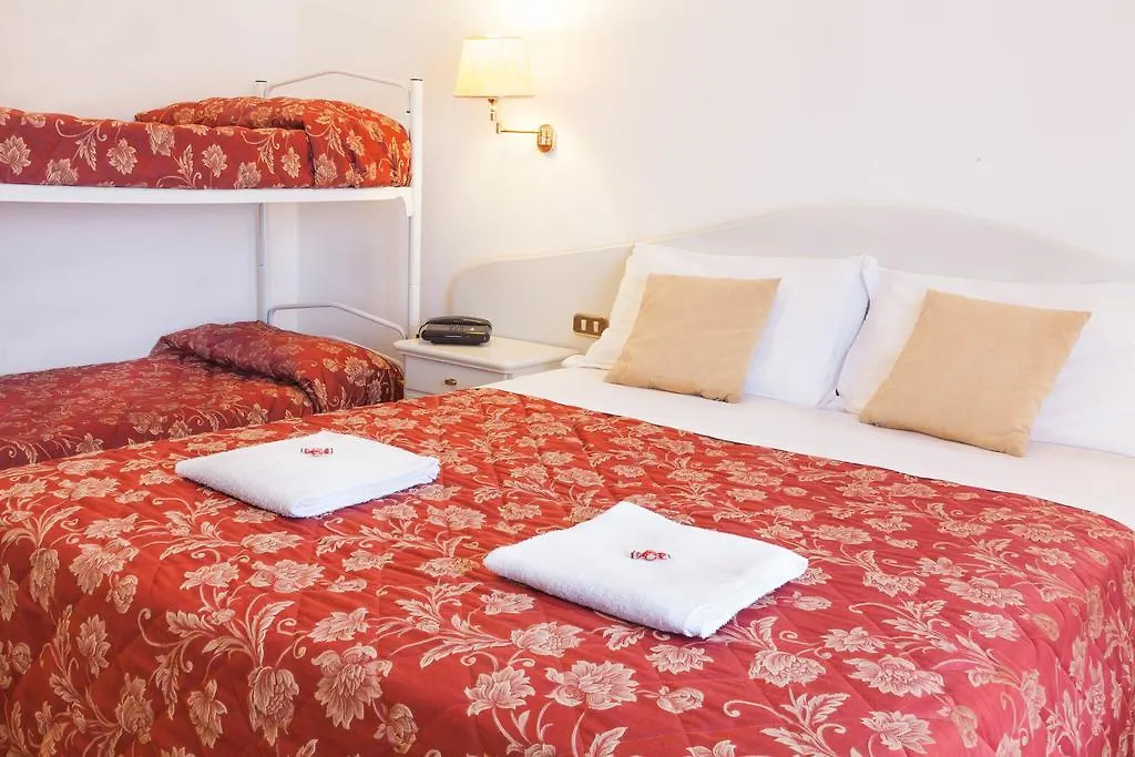Hotel Le Rotonde 마사치우콜리